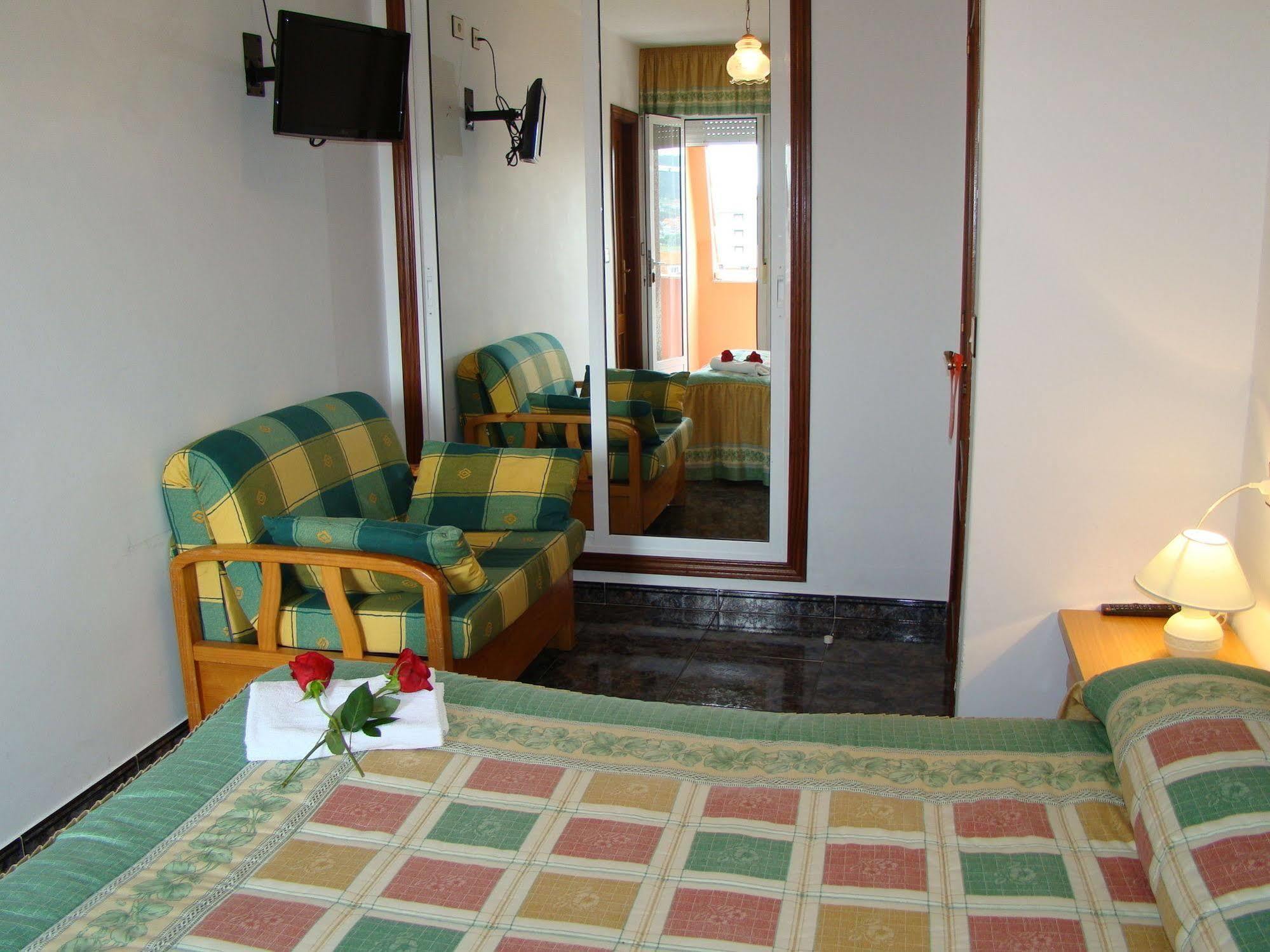 Hostal San Roque Portonovo Exteriör bild
