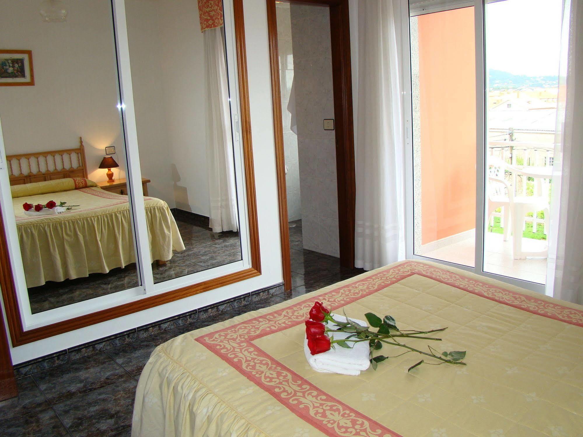 Hostal San Roque Portonovo Exteriör bild